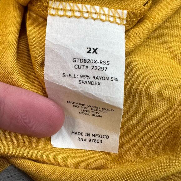 Green Envelope Yellow Flutter Sleeve Blouse 2X Plus Top V-neck Loose Split Hem - Picture 6 of 6